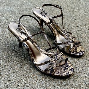 Brand new Fiona strappy stilettos heels rattlesnake sling-backs brown gold size8